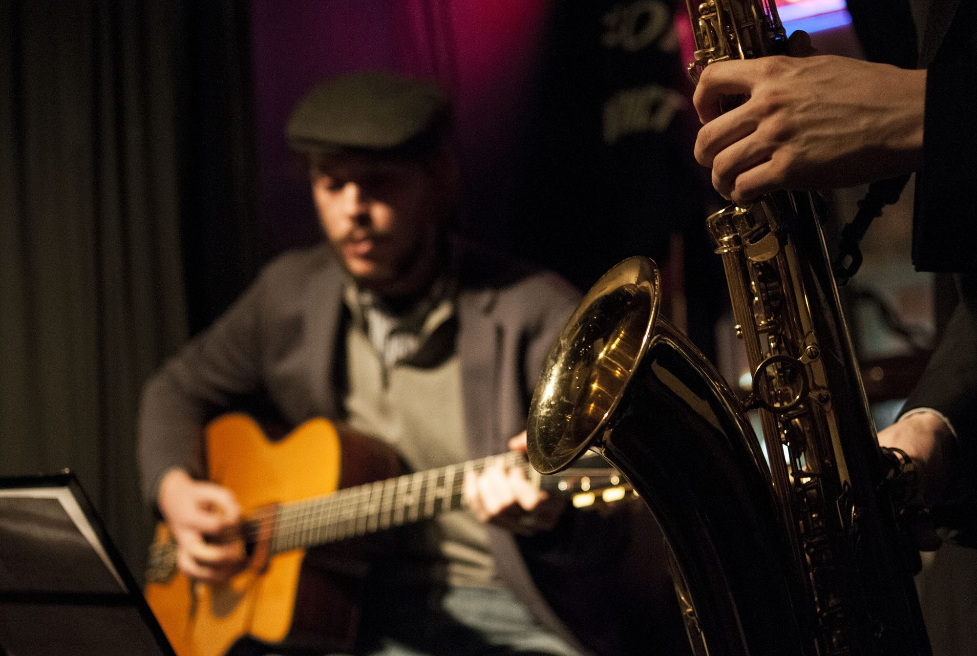 Marc Wencelius (guitar) performing with Aurélien Tomasi (saxophone)